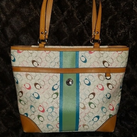 Coach Purse - Picture 5 of 6